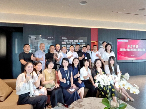【学员走访】江财新商界95班刘媛同学所在企业——七舍七墅装682.jpg