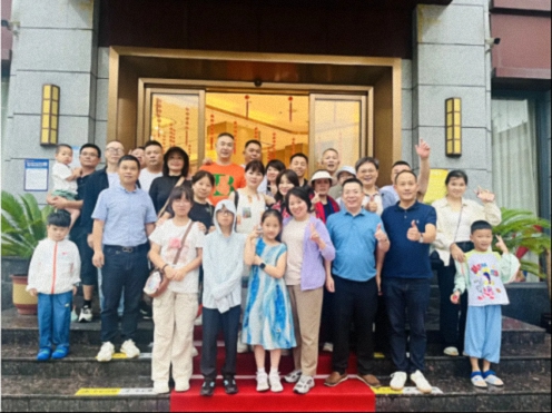 【班级活动】十年商海同舟，今朝黔山共叙——江西财大新商界51班十周年庆典活动103.jpg