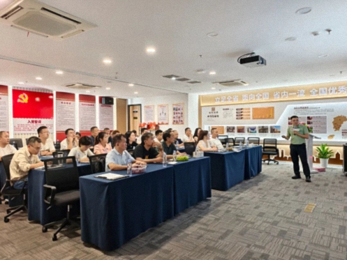 【班级活动】管控风险，赋能发展——江西财大新商界91班《企业用工风险应对》沙龙在南芳律所举行618.jpg