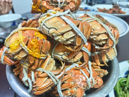 【班級活動】金秋釀佳話，83班情無價(jià)——江財(cái)新商界83班師生赴進(jìn)賢共品秋蟹雅韻416.jpg