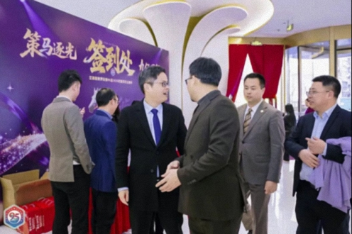 【班级活动】“策马逐光·九伍同行”——江西新商界95班2026年新春年会圆满举行149.jpg 【班级活动】“策马逐光·九伍同行”——江西新商界95班2026年新春年会圆满举行149.jpg