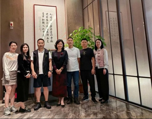 【学员走访】江西新商界总裁班走进樟树片区学员企业——江西铭悦供应链、樟树温德姆五星级酒店1216.jpg 【学员走访】江西新商界总裁班走进樟树片区学员企业——江西铭悦供应链、樟树温德姆五星级酒店1216.jpg